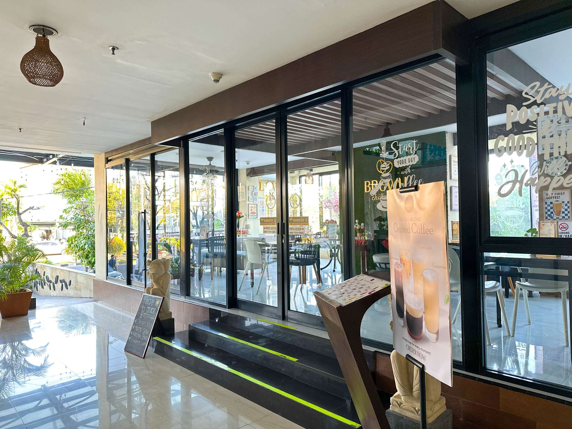 Brewu Coffee di Atanaya Hotel