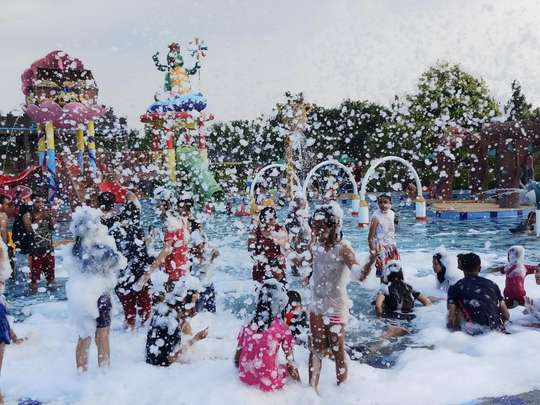 Batavia Splash Water Adventure Tickets, RM 8