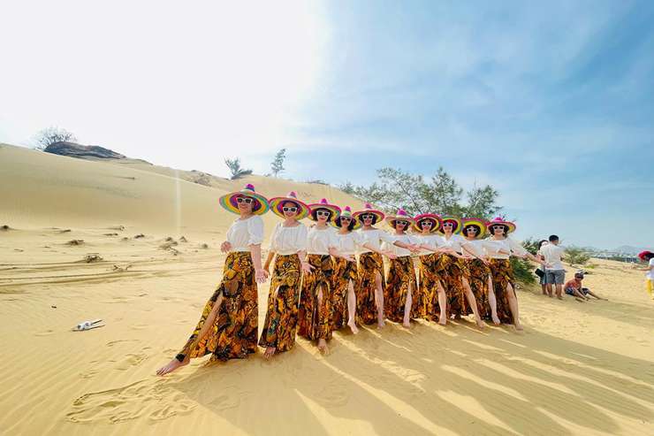หาดกี่โกและแหลมเออจอ (หาดดั่ว + เนินทรายเฟืองมาย + วัดหง็อกฮวา) - ทัวร์วันเดียว 1