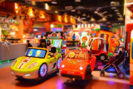 Funworld Manado Town Square, Rp 260.000