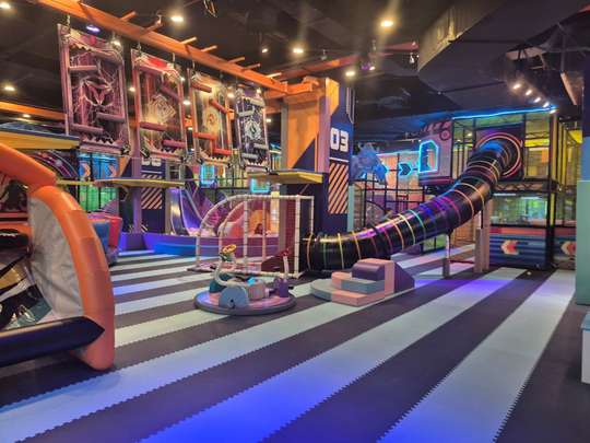 FUNSPOT Centre Point Medan, S$7