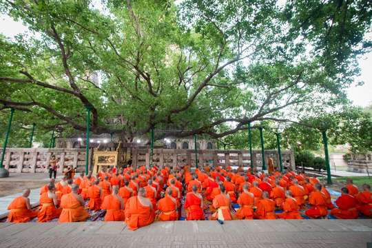 4-Day Buddhist Dharma Tour – Bodhgaya, Rajgir, Nalanda, Sarnath & Varanasi
