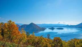 From Sapporo: Noboribetsu, Lake Toya and Niseko All-in-One Day Tour