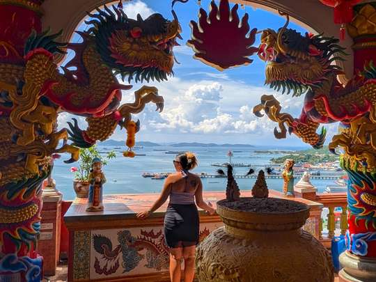 Dari Pattaya: Tur Sehari Pulau Koh Sichang dengan Tur Tuk-tuk