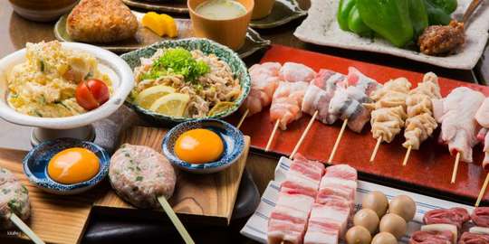 Daimyo Hete: 2 Types of Yakitori Sets in Fukuoka | Japan