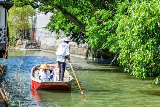 Dari Fukuoka: Pelayaran Sungai Yanagawa & Pengalaman Stroberi atau Matcha & Tur Sehari Ukiha-Inari