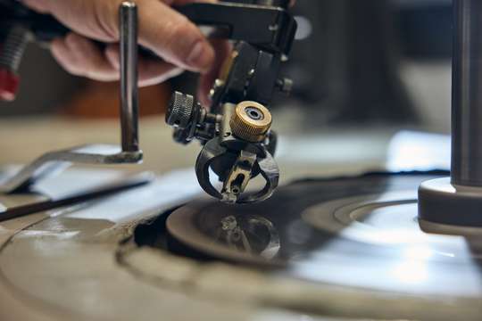 Amsterdam: Oldest Diamond Polishing Factory Tour