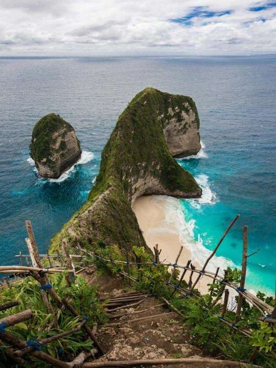West Nusa Penida 1 Day Tour by Star Fish Fast Cruise, THB 1,351.40