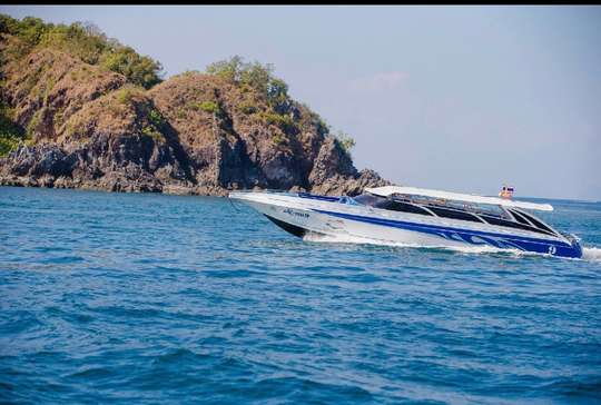 One Way Speedboat Transfer from / to Phuket - Phi Phi