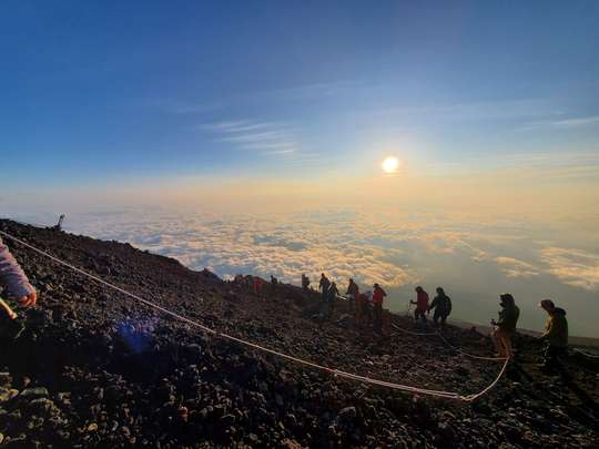 Mount Fuji Climbing Tour 2026 2-Day Bus Tour from Tokyo