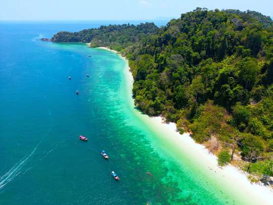 Koh Kradan & 4 Islands Snorkel Tour by Speedboat (Koh Lanta Departure)