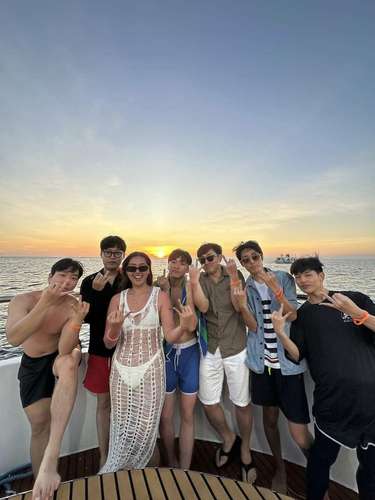 Boracay Sunset Cruise Experience Shared Tour | Philippines 1