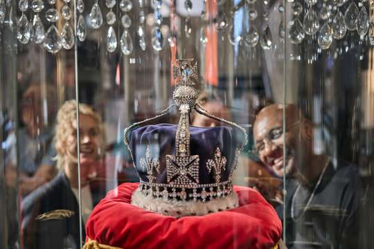 Amsterdam: Royal Experience at Oldest Diamond Factory