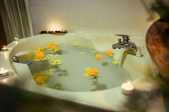 Almasta Bali Spa, ₱ 385.74