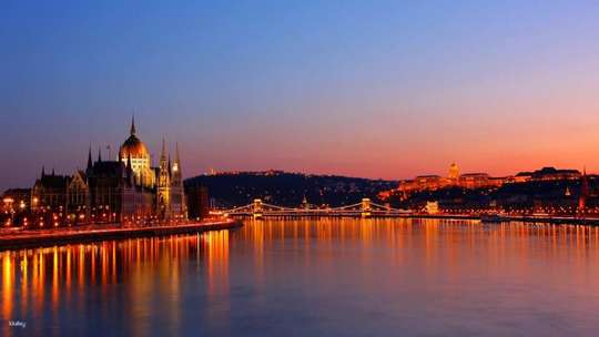 Danube River Evening Cruise with Beverage | Budapest