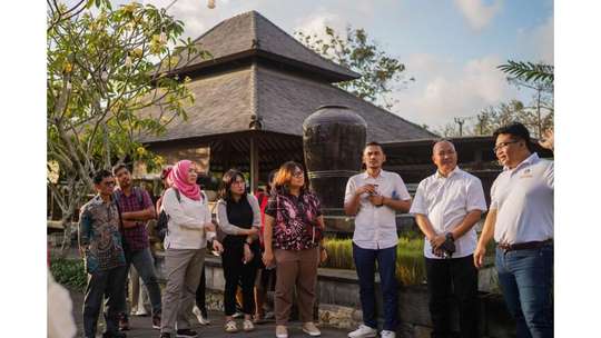 Private Tour to New Indonesia Urban Destination, 290.186 VND