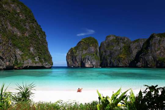 Phi Phi & Bamboo Islands Full-Day Premium, 2.166.220 VND