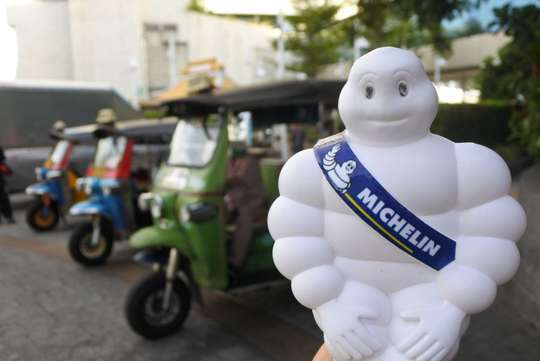Bangkok: Michelin Guide Street Food Tour by Tuk Tuk with English Guide, 1.164.099 VND