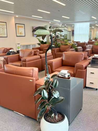 First Class Lounge Huangjin Airport 1