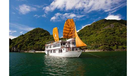 Explore Vietnam Hanoi Halong Bay 4 Days 3 Nights, RM 1,040