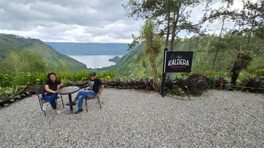 4D3N Lake Toba - Sibea Bea - Holbung Tour