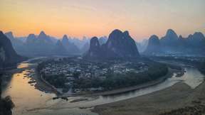 Li River Day Tour: Explore Xingping Ancient Town & Bamboo Rafting on Yulong River