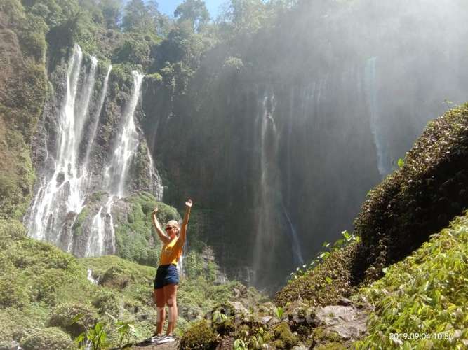 EXPLORE TUMPAK SEWU 1