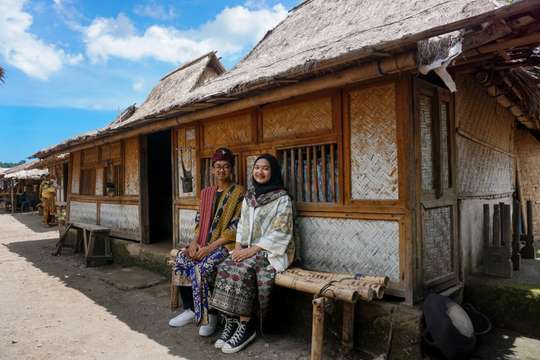 Sasak Tribe and Kuta Mandalika Tour By Kindy Lombok Tour, 362.733 VND