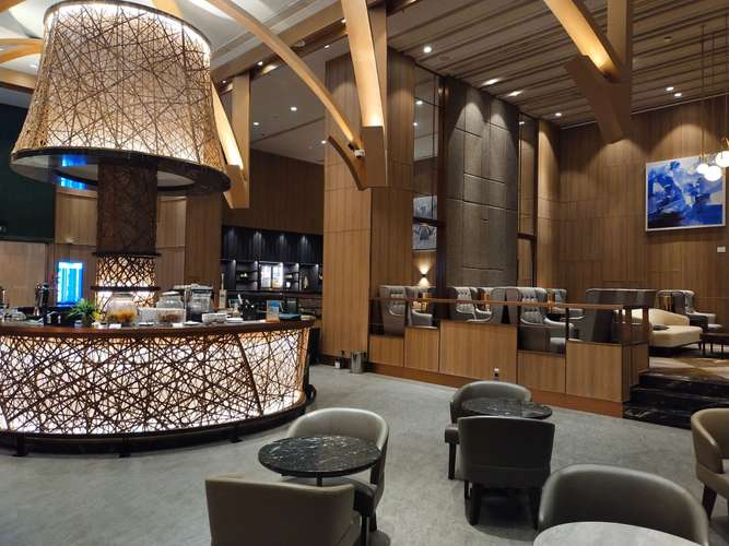 サファイア ラウンジ ジャカルタ、スカルノ・ハッタ国際空港（CGK）、IAS ホスピタリティ提供 3