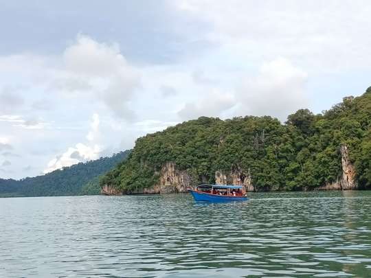 Tiket Tur Jelajah Pulau Langkawi dengan Perahu Cepat, Rp 197.298