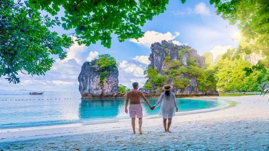 Private Krabi Islands Speedboat Tour with Snorkeling from Phuket, 26.257.294 VND