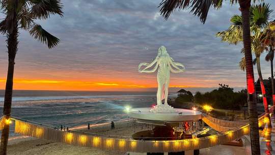 Savings Package All-Inclusive 1-Day Bali Tour in Uluwatu, S$70