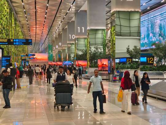 ジャカルタ スカルノ・ハッタ国際空港 (CGK) VIPミート＆グリートサービス（IASホスピタリティ提供）, 1,777円