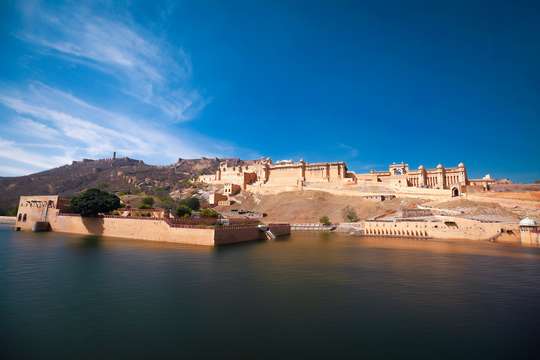 Visit Jaipur in Private Car with Local Guide Service | India