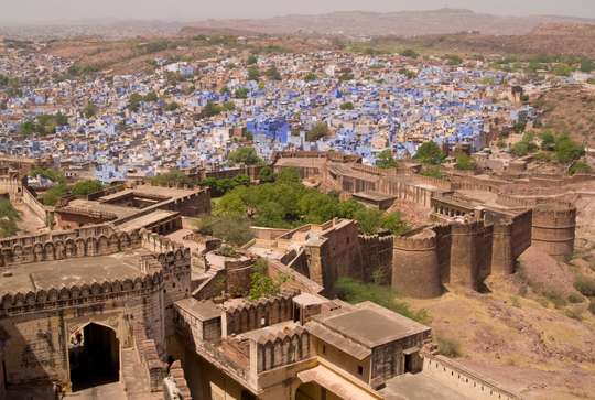 10-Day Jodhpur, Jaisalmer, Bikaner, Jaipur & Agra Tour with Mandawa Town