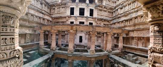 1-Day Modhera Sun Temple & Rani Ki Vav Tour from Ahmedabad