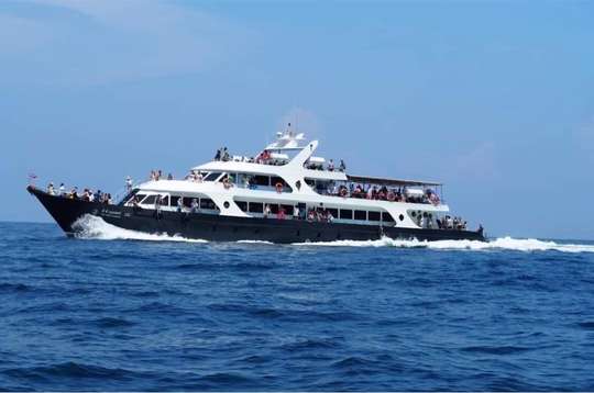 One Way Big Boat Transfer from / to Phuket - Phi Phi