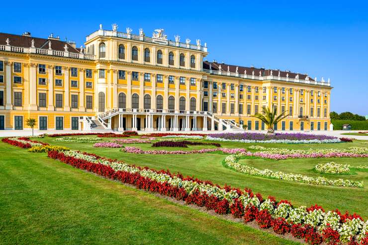 Istana Schonbrunn 3
