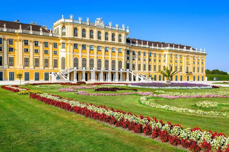 Istana Schonbrunn 1