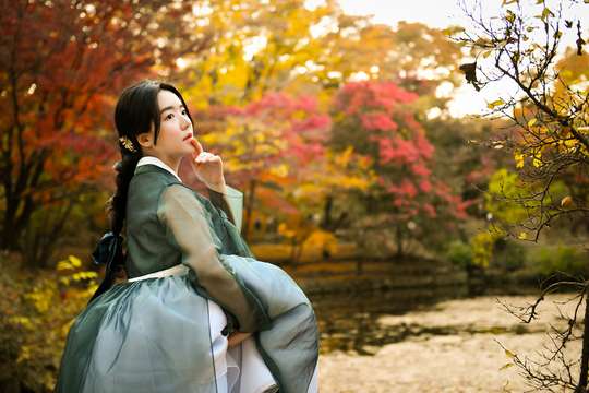 Hanboknam Hanbok Rental - Changdeokgung Palace