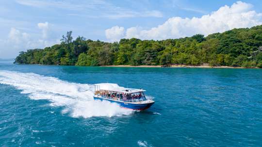 Albatross Hop-On Hop-Off Speedboat Rides, Rp 385.214