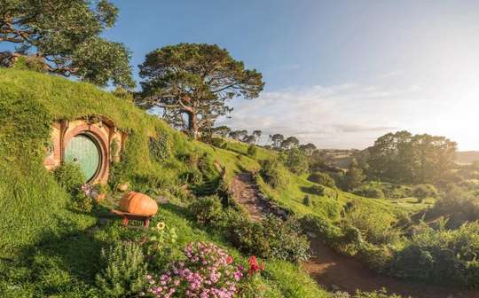 Hobbiton Movie Set Tours Ticket | New Zealand