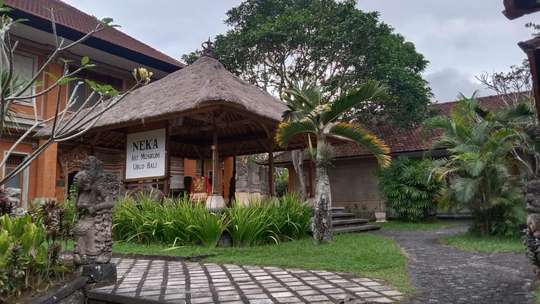 Muzium Seni Neka, RM 34