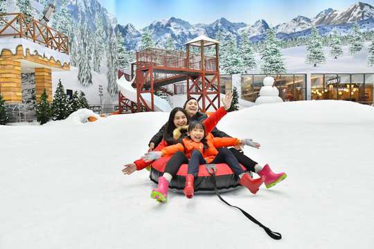 Trans Snow World Makassar, THB 416.61