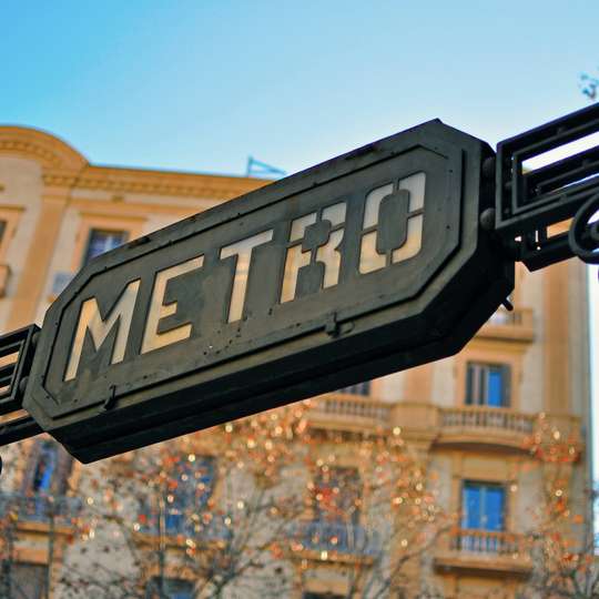 Tiket Hola Barcelona: Kartu Transportasi Umum