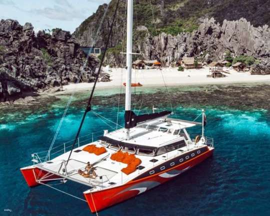Seacret Luxury Catamaran Yacht Group Island Hopping | Philippines