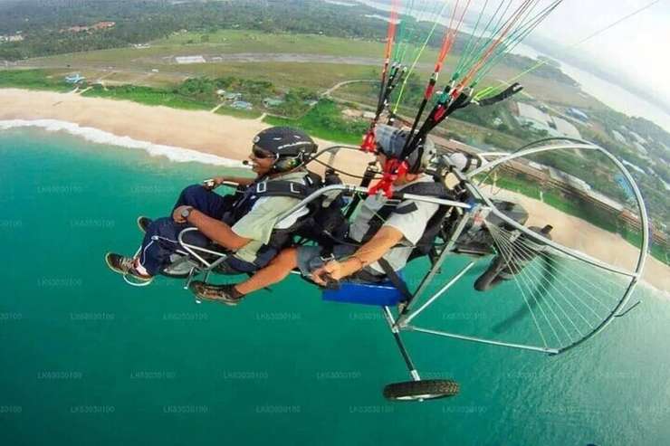 Paramotoring di Negombo 1