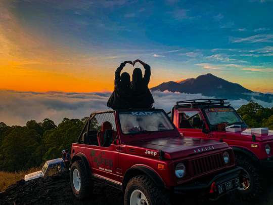 Jeep Sunrise ภูเขาบาตูร์ & Kintamani Cafe | รวมบริการรับส่งโรงแรม, THB 1,110.96