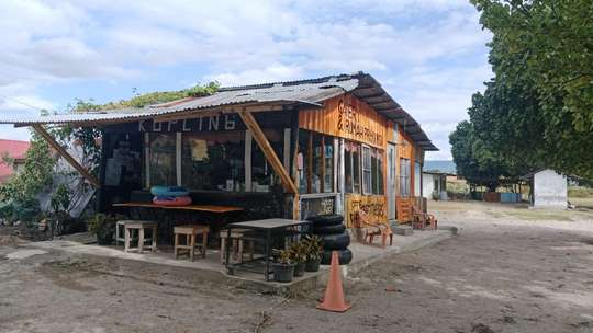 Coffee Tour & 1 Night at Homestay, Lumban Manik Beach, 10,571円