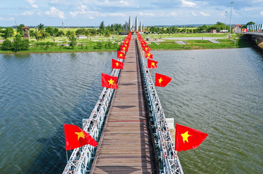 From Hue to History and Nature: DMZ and Phong Nha Cave Tour